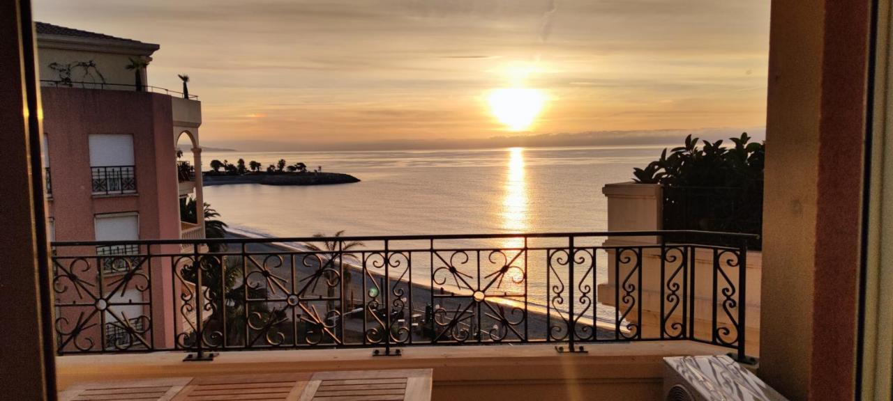 Exclusive Panoramic Sea View In Victoria Beach 芒通 外观 照片