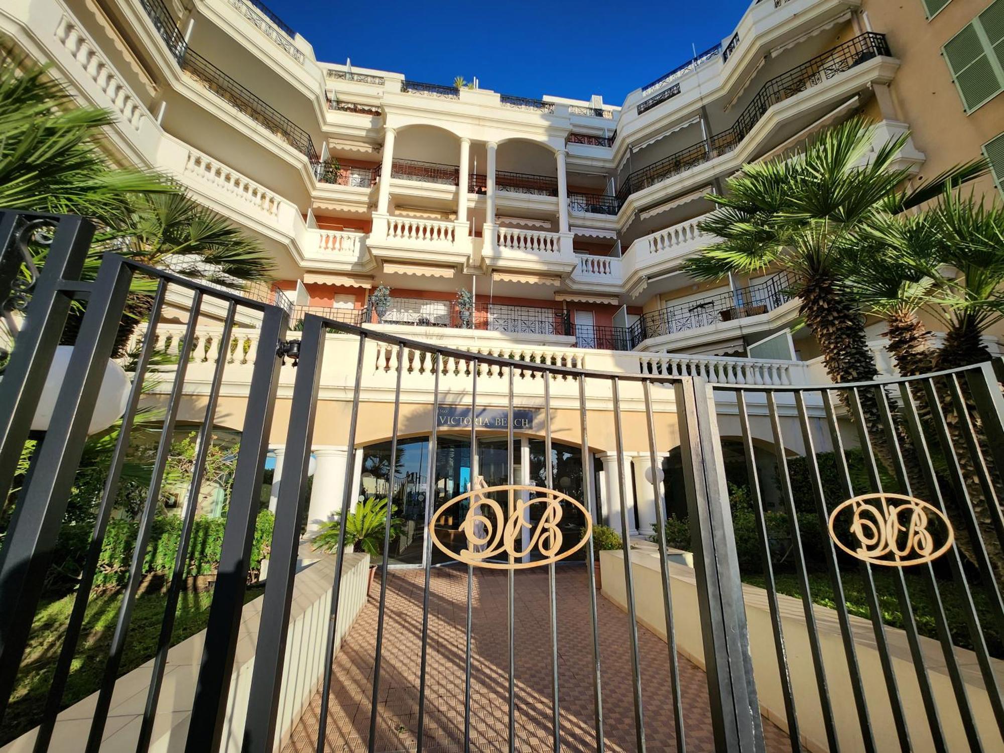 Exclusive Panoramic Sea View In Victoria Beach 芒通 外观 照片